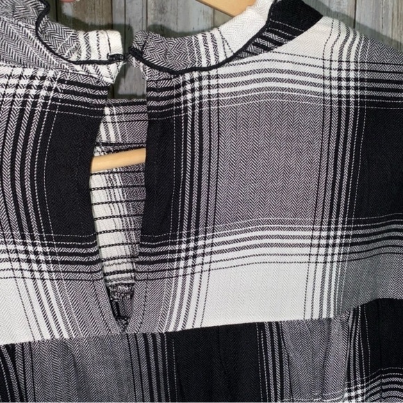 Lane Bryant Plaid Wide Sleeve Blouse - Picture 4 of 5